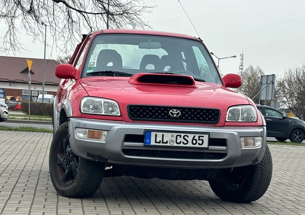 Toyota RAV4 cena 9800 przebieg: 284000, rok produkcji 1999 z Ostrołęka małe 497